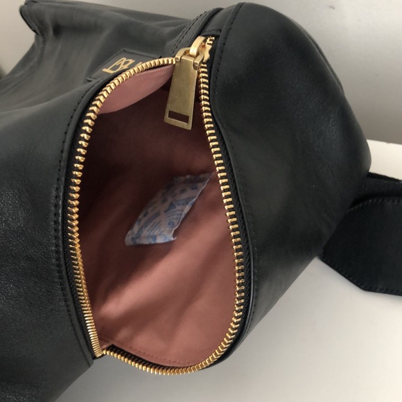 H&T Leather Backpack - Picture 11 of 12